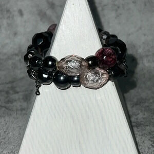 N27. MODERN LUCITE BEADED STRETCHY BRACELET‎ PURPLE/SILVER/BLACK/SMOKY COLORS